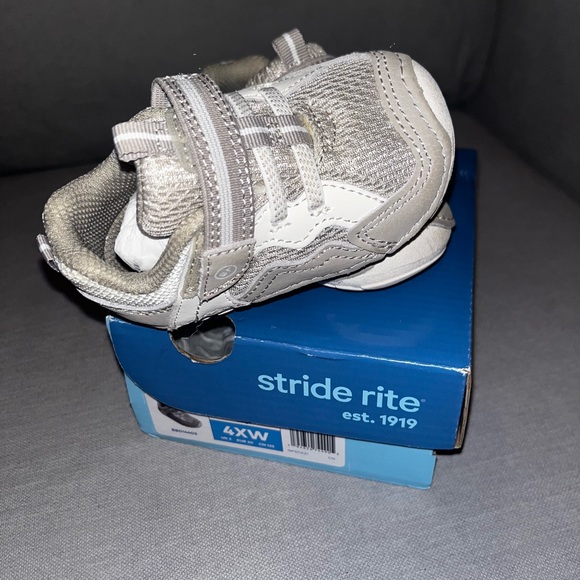 Stride Rite Shoes - Picture 3 of 3
